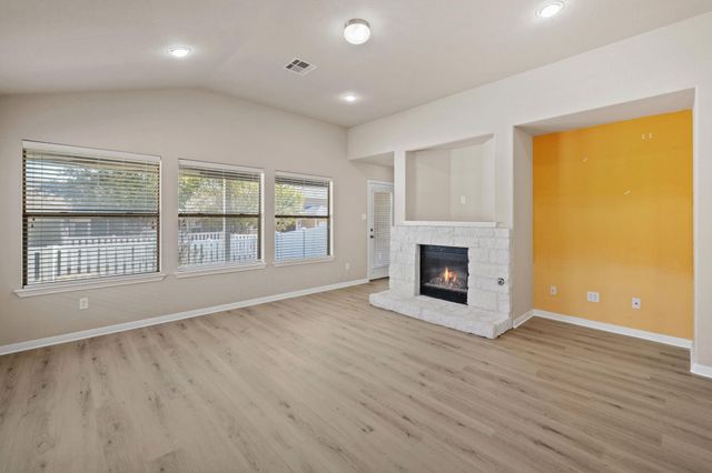 1900 Main ST, Cedar Park, TX 78613