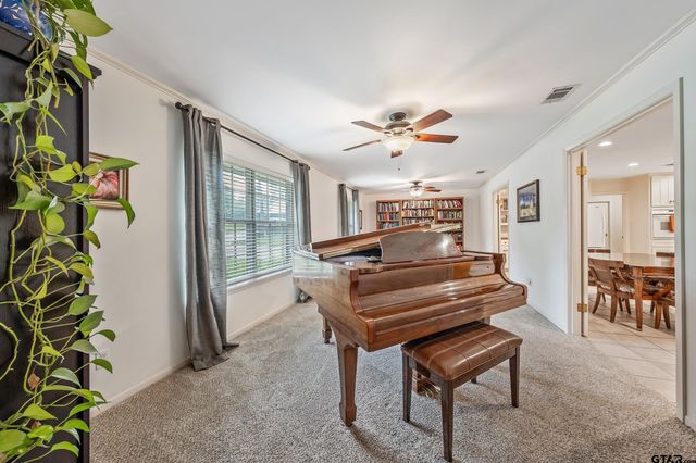 2220 Pollard Dr, Tyler, TX 75701
