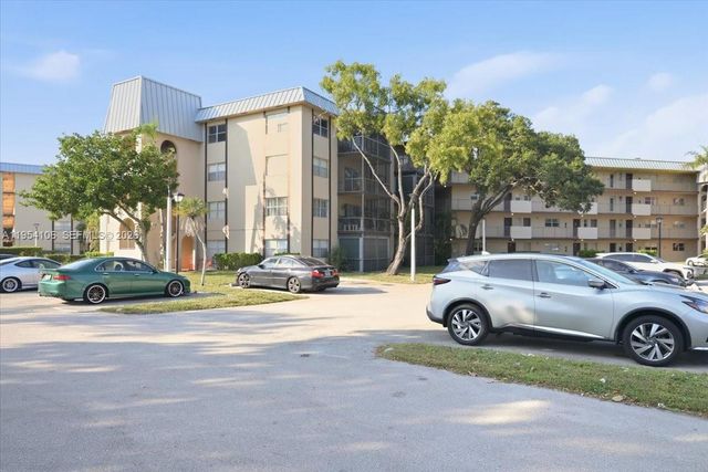 6101 N Falls Cir Drive 309, Lauderhill, FL 33319