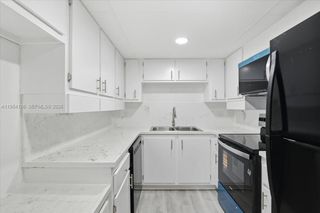 6101 N Falls Cir Drive 309, Lauderhill, FL 33319