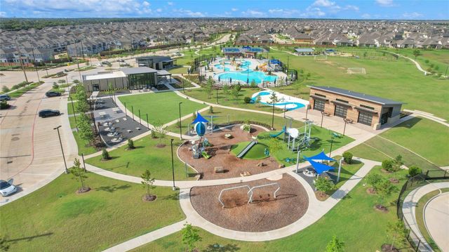 4985 Blue Beetle Ridge Drive, Katy, TX 77493