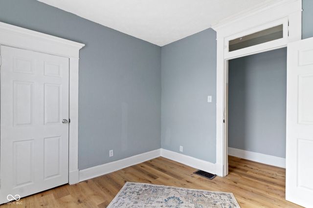 17 Parkview Avenue, Indianapolis, IN 46201