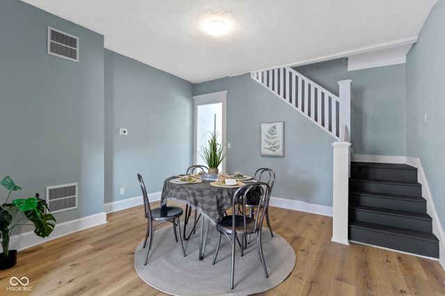 17 Parkview Avenue, Indianapolis, IN 46201