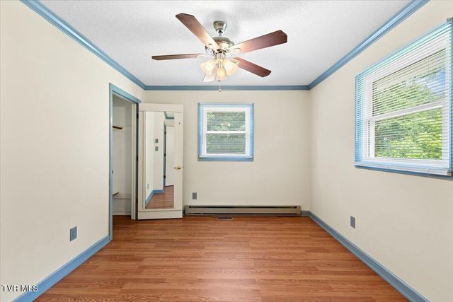 202 Forrest Drive, Jonesborough, TN 37659