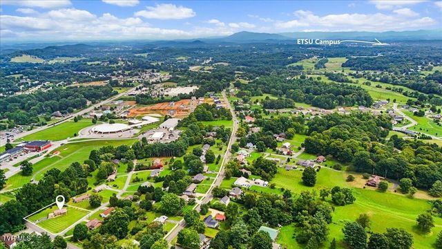 202 Forrest Drive, Jonesborough, TN 37659