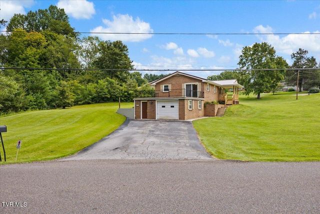 202 Forrest Drive, Jonesborough, TN 37659