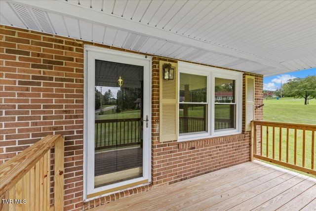 202 Forrest Drive, Jonesborough, TN 37659