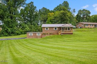202 Forrest Drive, Jonesborough, TN 37659