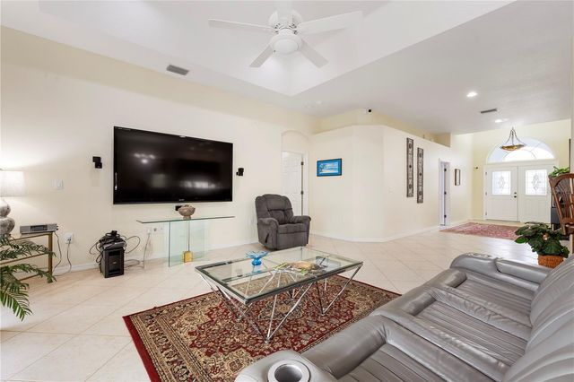 7005 GOLDRUSH LANE, Bradenton, FL 34201