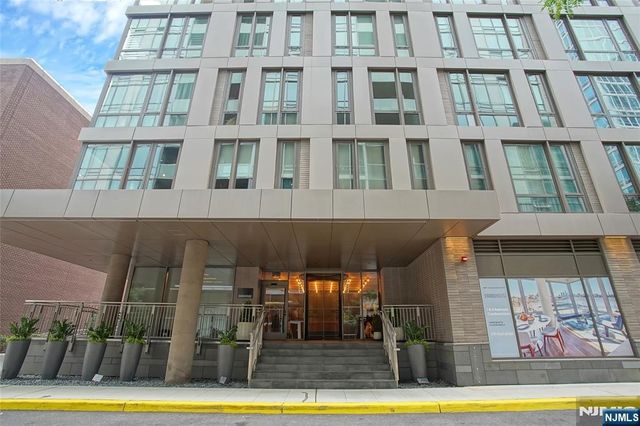 2 Shore Lane 408, Jersey City, NJ 07310