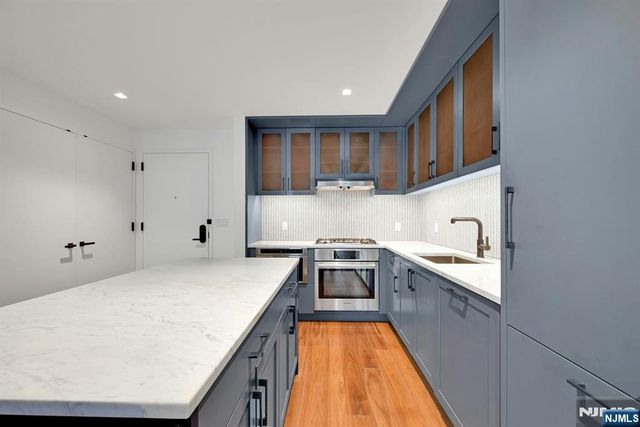 2 Shore Lane 408, Jersey City, NJ 07310