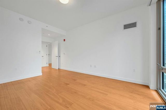 2 Shore Lane 408, Jersey City, NJ 07310