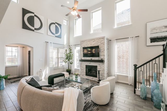 2061 Miramar Drive, Little Elm, TX 75068