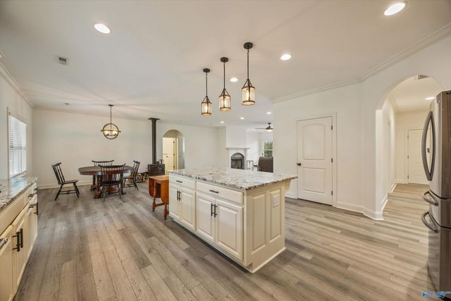 25057 Drawbaugh Road, Athens, AL 35613