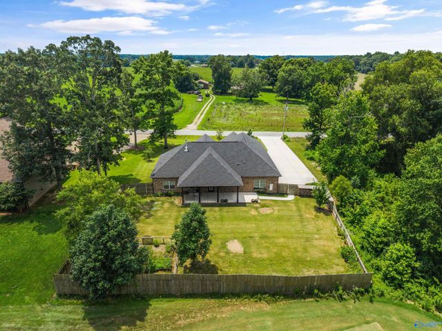 25057 Drawbaugh Road, Athens, AL 35613