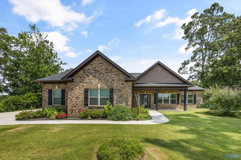 25057 Drawbaugh Road, Athens, AL 35613