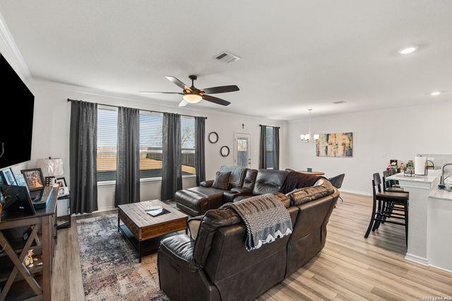 5205 NATURE PATH, Marion, TX 78124