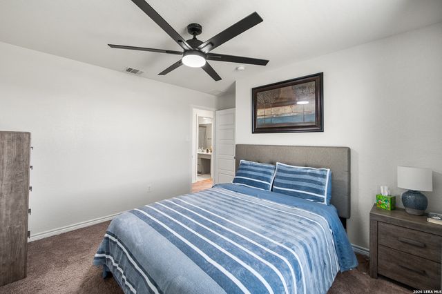 5205 NATURE PATH, Marion, TX 78124