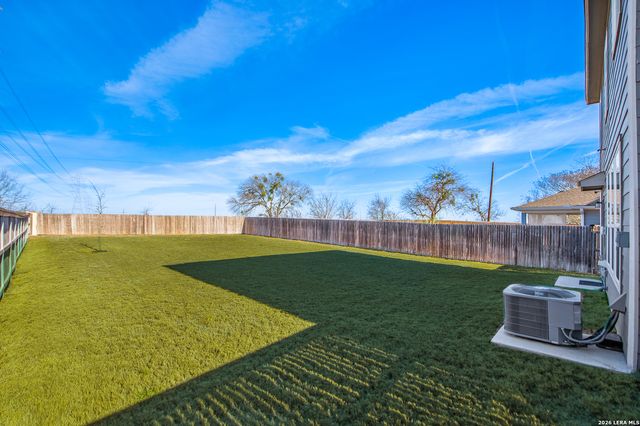 5205 NATURE PATH, Marion, TX 78124