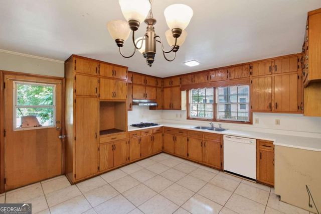 3294 Old Jonesboro Road, Hapeville, GA 30354