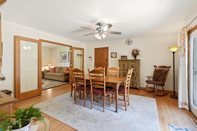 W277S8935 Hilltop LANE, Mukwonago, WI 53149