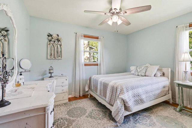 W277S8935 Hilltop LANE, Mukwonago, WI 53149