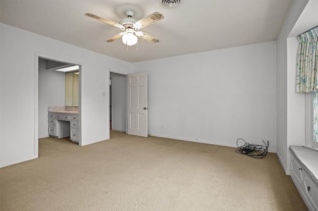 900 Wildbriar Drive, Lufkin, TX 75904