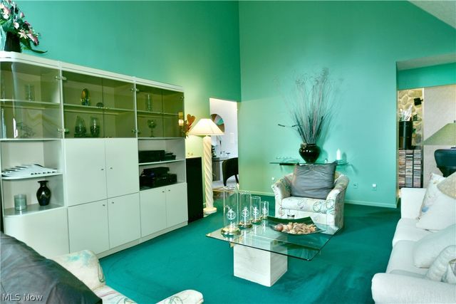 545 Thomas Lane, Girard, OH 44420