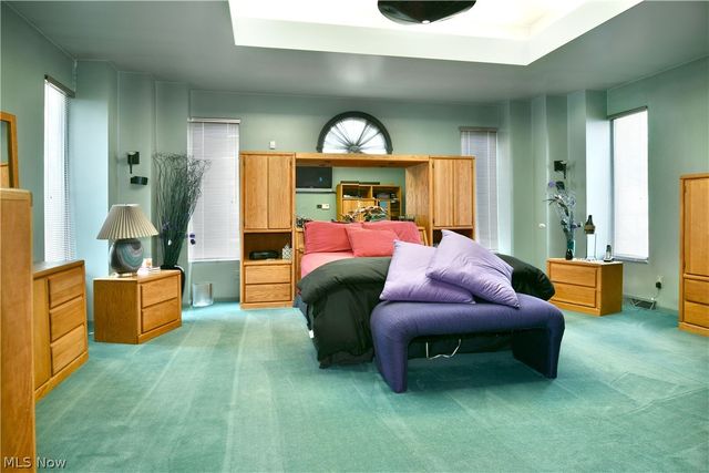 545 Thomas Lane, Girard, OH 44420