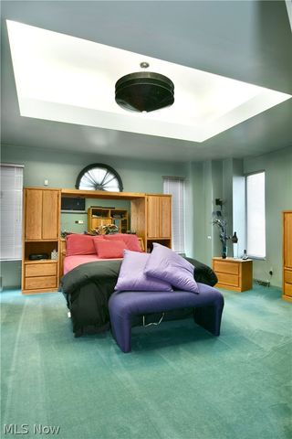 545 Thomas Lane, Girard, OH 44420