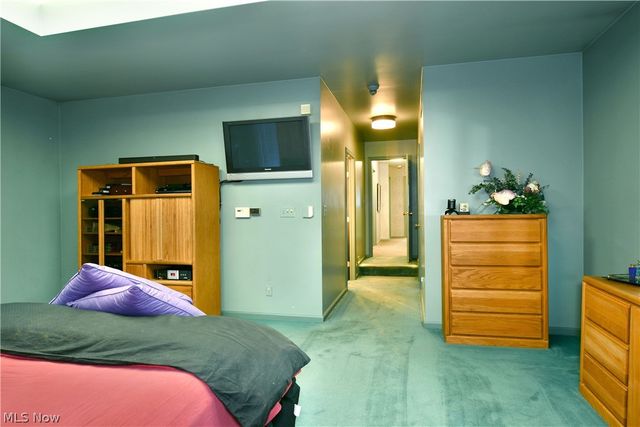 545 Thomas Lane, Girard, OH 44420