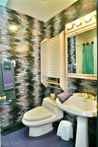 545 Thomas Lane, Girard, OH 44420