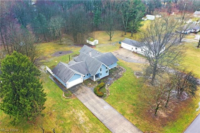 545 Thomas Lane, Girard, OH 44420