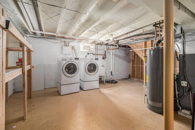 6767 Laurel Avenue, Portage, IN 46368