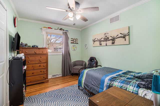 6767 Laurel Avenue, Portage, IN 46368