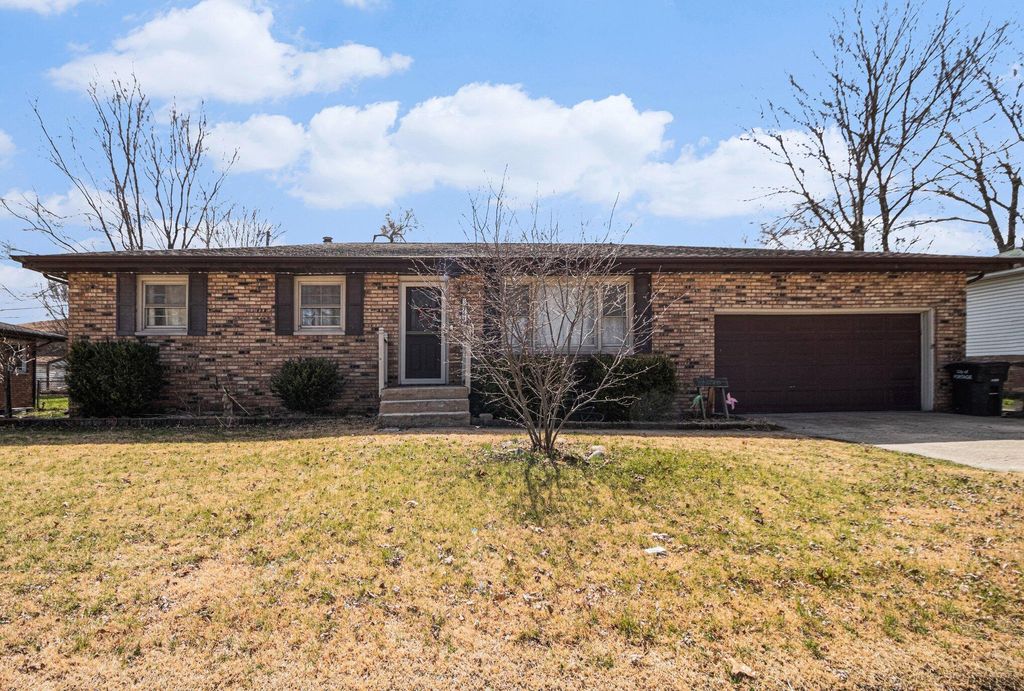 6767 Laurel Avenue, Portage, IN 46368