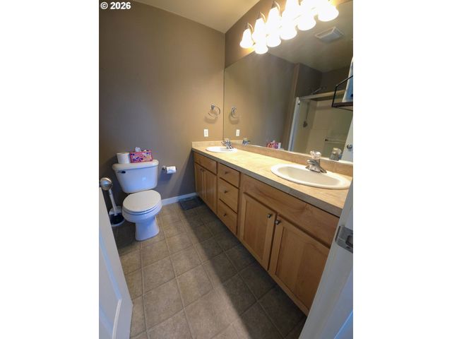 2543 Nw 2ND Ter, Gresham, OR 97030