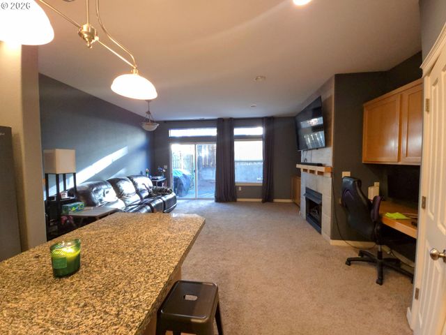 2543 Nw 2ND Ter, Gresham, OR 97030