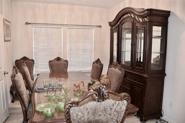 207 Sandpoint Drive, Mansfield, TX 76063