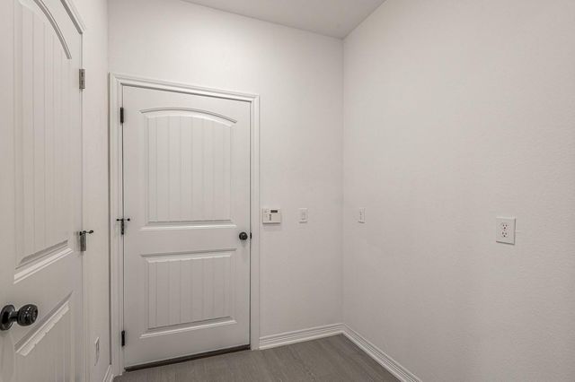 97 Oakridge South, Trinity, TX 75862