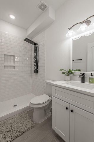 97 Oakridge South, Trinity, TX 75862