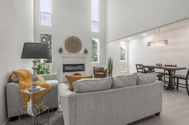 97 Oakridge South, Trinity, TX 75862