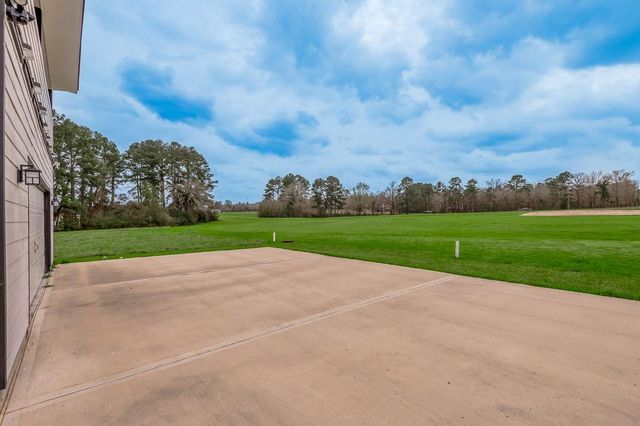 97 Oakridge South, Trinity, TX 75862