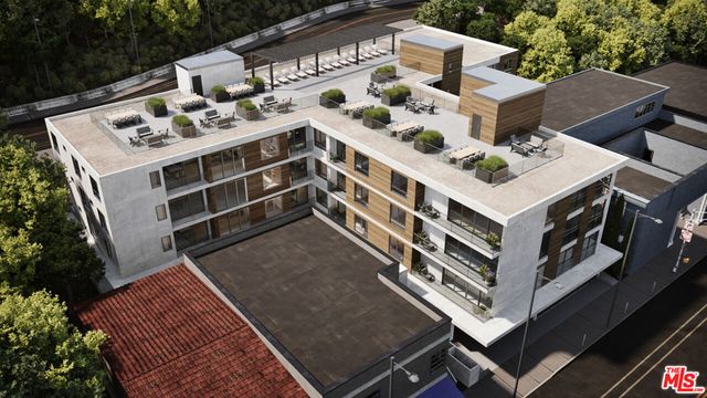 153 W Channel Road, Santa Monica, CA 90402