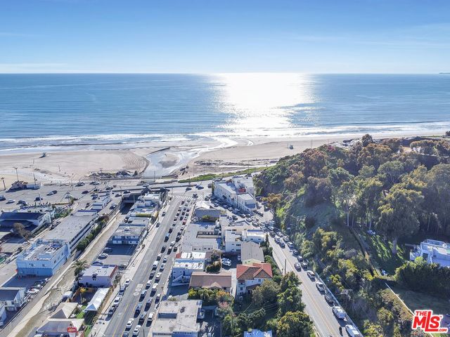 153 W Channel Road, Santa Monica, CA 90402