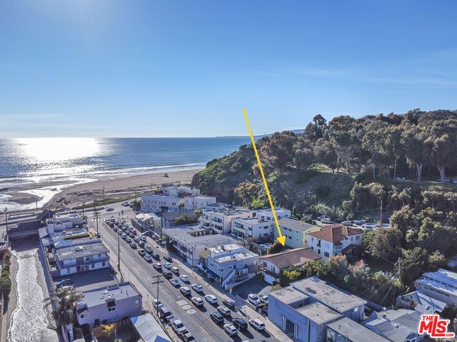 153 W Channel Road, Santa Monica, CA 90402