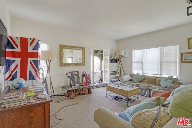 153 W Channel Road, Santa Monica, CA 90402