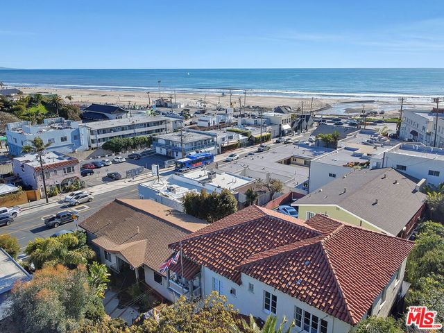 153 W Channel Road, Santa Monica, CA 90402