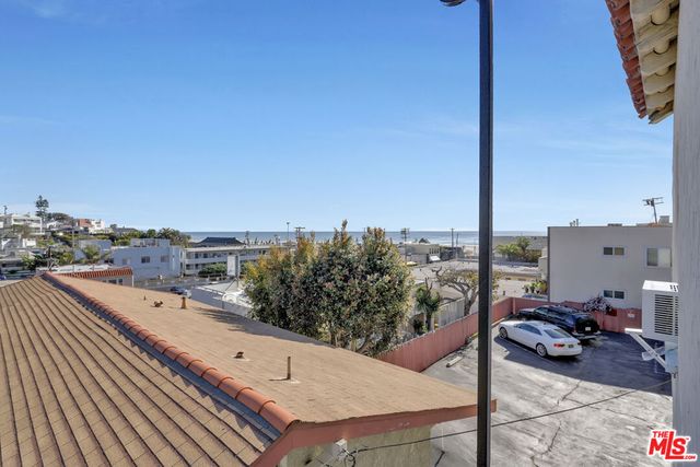 153 W Channel Road, Santa Monica, CA 90402