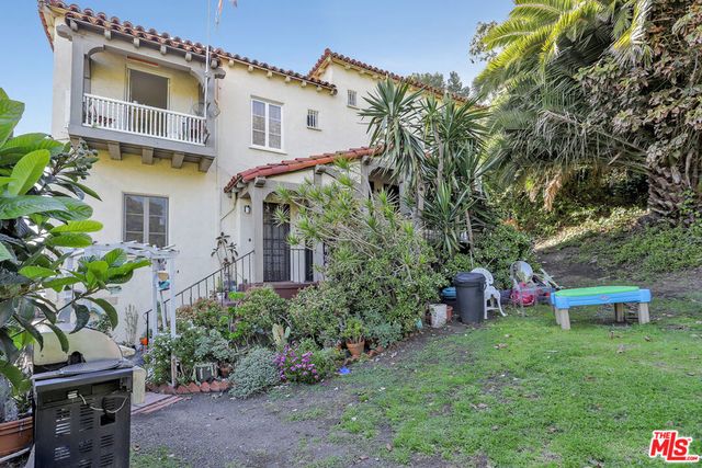 153 W Channel Road, Santa Monica, CA 90402